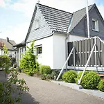 Bergkroenchen - Sauna - 8beds - Outdoor Holiday home *